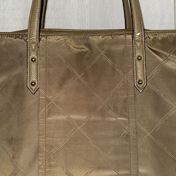 FREE w/bundle Vera Bradley Light Brown Tan Nylon Tote Faux Leather Combo - Picture 11 of 16